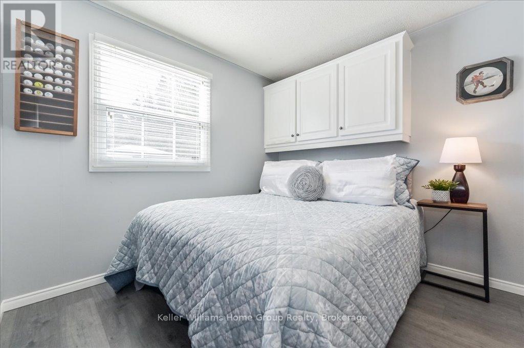 536 Poplar Place, Centre Wellington, Ontario  N1M 2W5 - Photo 18 - X12223892