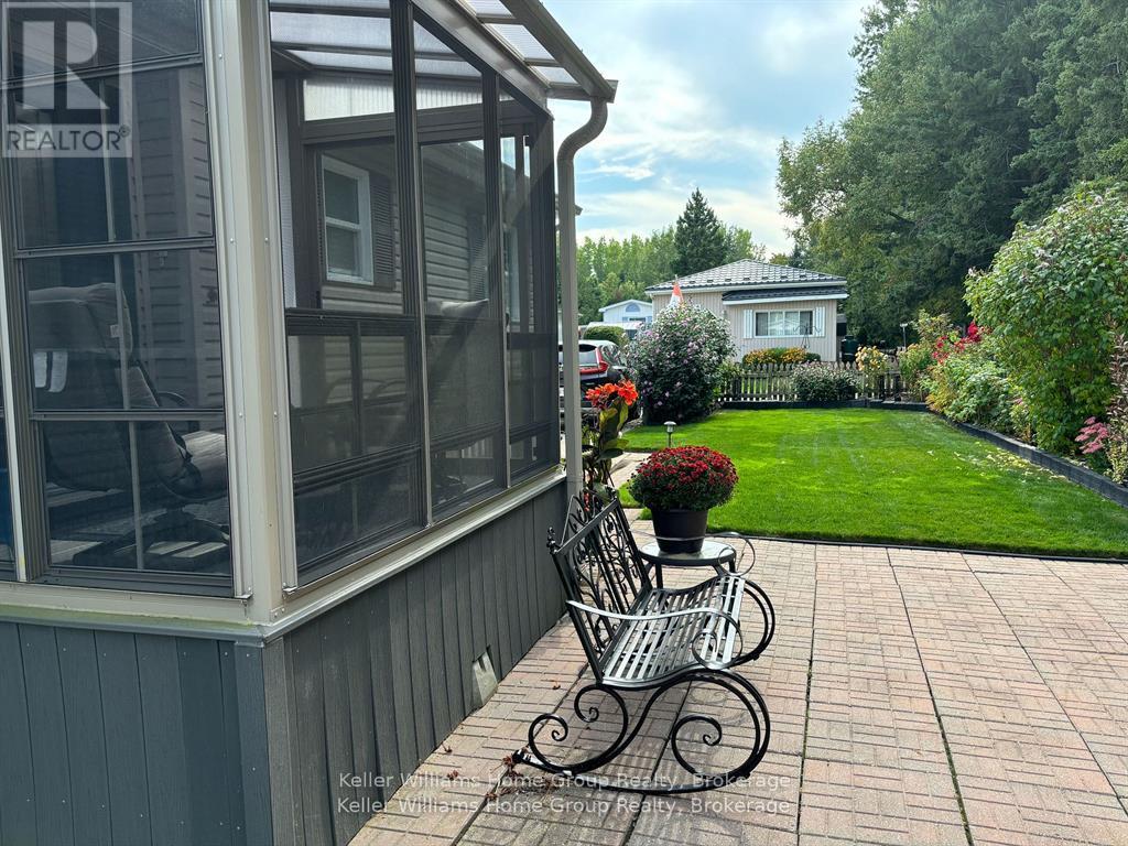 536 Poplar Place, Centre Wellington, Ontario  N1M 2W5 - Photo 3 - X12223892