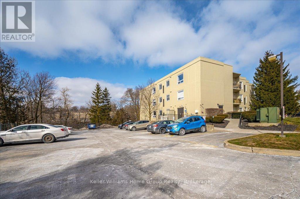 301 - 245 Queen Street W, Centre Wellington, Ontario  N1M 3R6 - Photo 40 - X12223895
