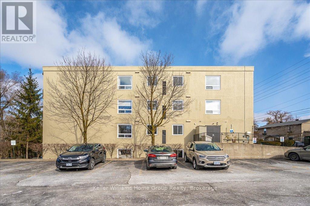 301 - 245 Queen Street W, Centre Wellington, Ontario  N1M 3R6 - Photo 41 - X12223895