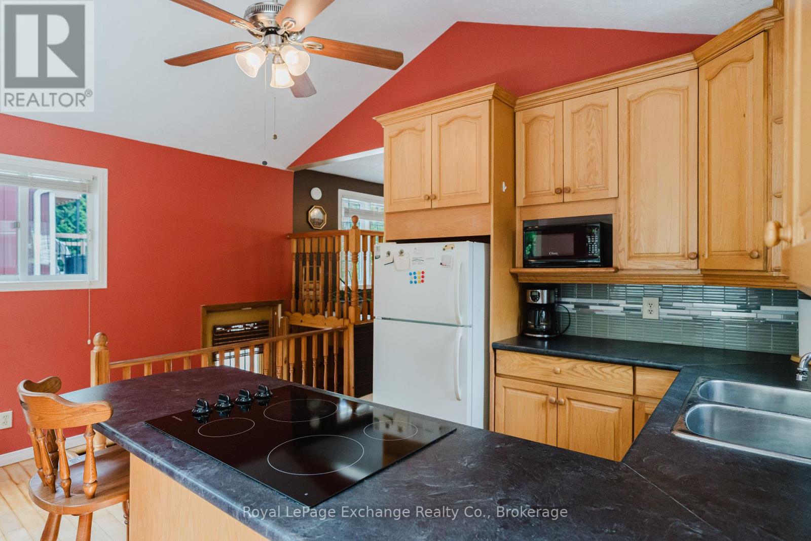 14 Mitchell Lane, Saugeen Shores, Ontario  N0H 2C0 - Photo 12 - X12223944