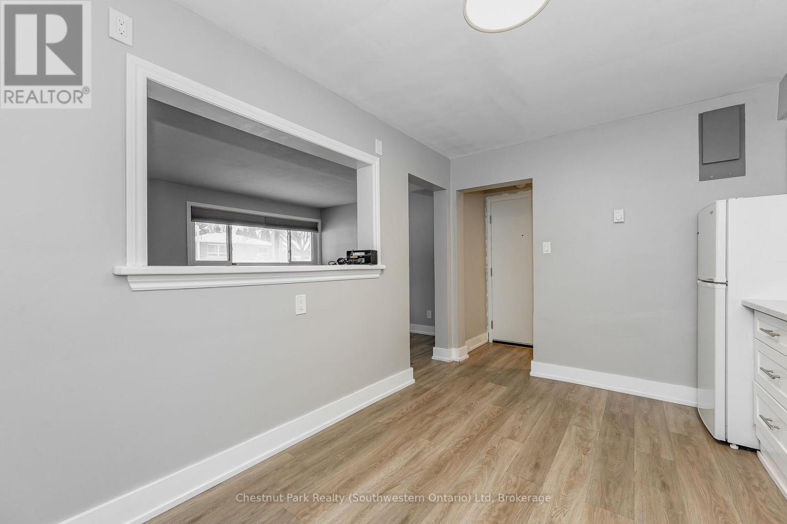 201 Alma Street N, Guelph, Ontario  N1H 5X9 - Photo 32 - X12223950