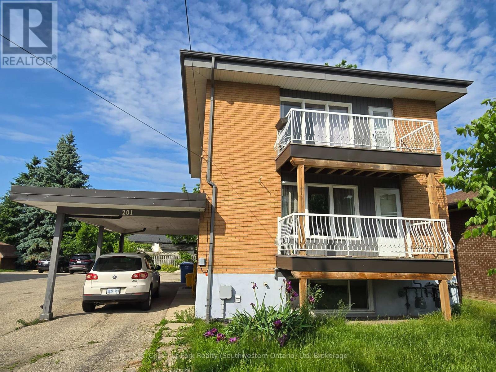 Property at 201 ALMA STREET N image 1