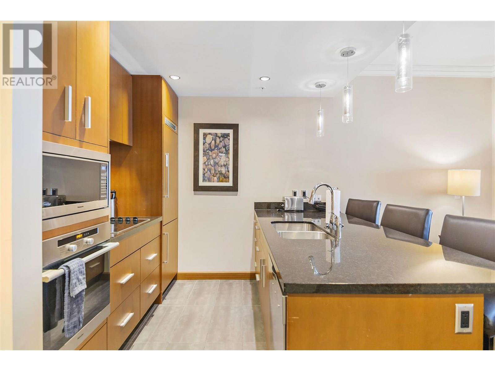 2950 Camozzi Road Unit# 2527, Revelstoke, British Columbia  V0E 2S1 - Photo 12 - 10352244