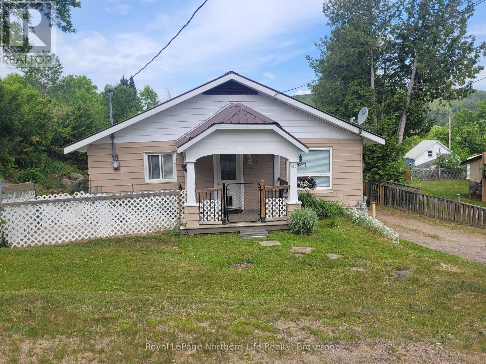 550 DIVISION STREET, Mattawa, Ontario