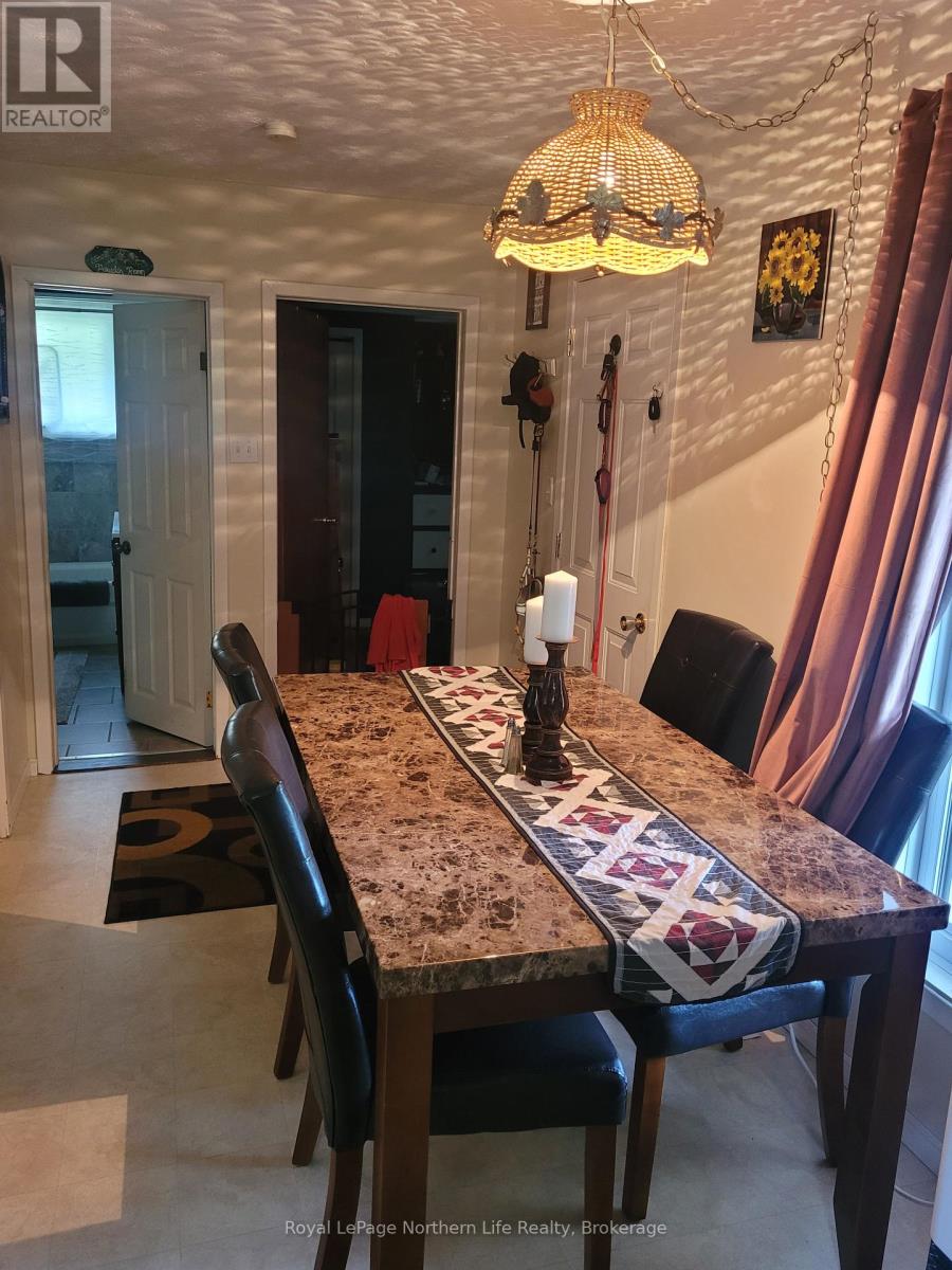 550 Division Street, Mattawa, Ontario  P0H 1V0 - Photo 9 - X12223911