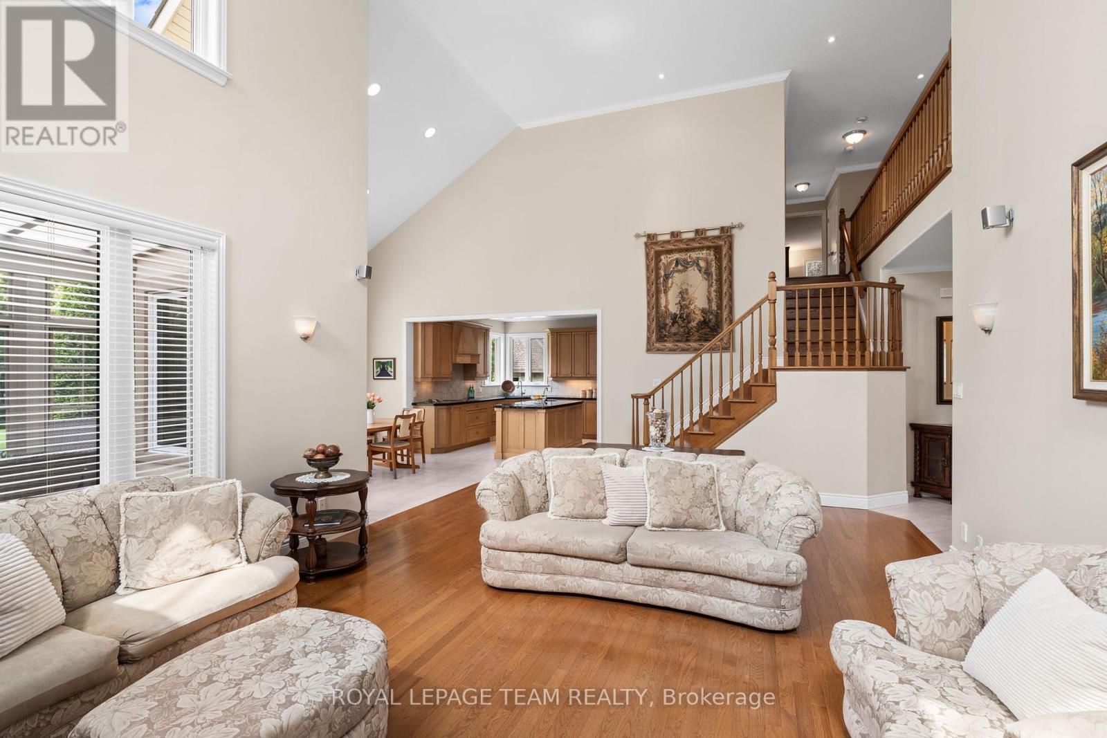 6005 Earlscourt Crescent, Ottawa, Ontario  K4M 1K2 - Photo 6 - X12148738