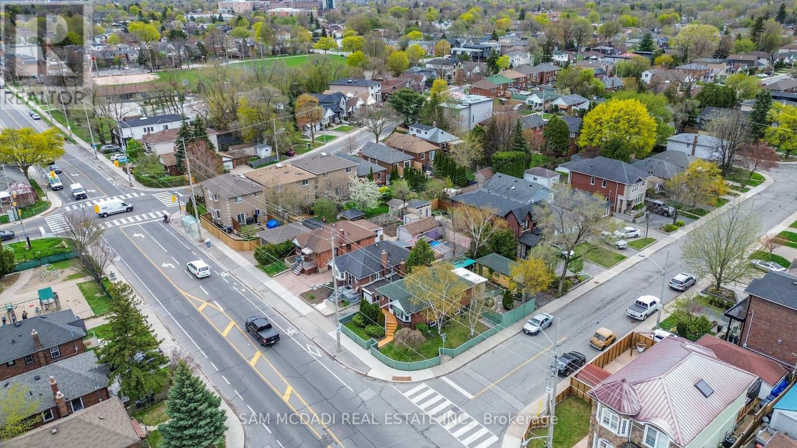Property at 319 COSBURN AVENUE image 3