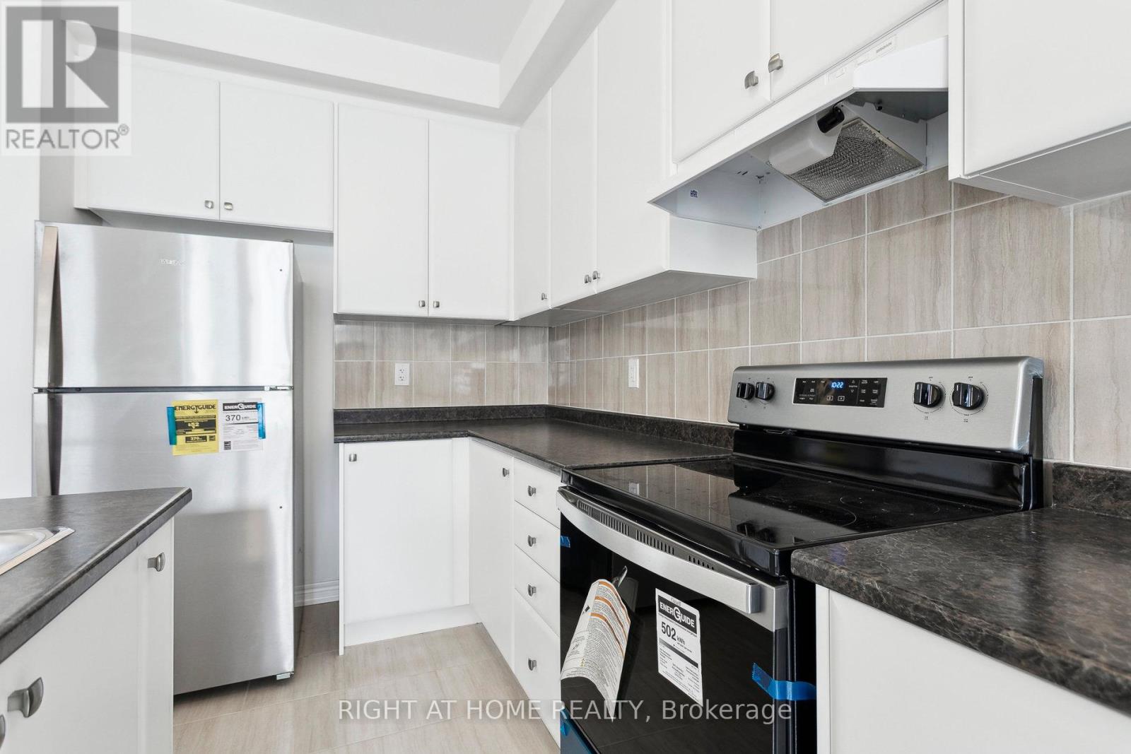 Property at 10173 HUNTINGTON ROAD image 4