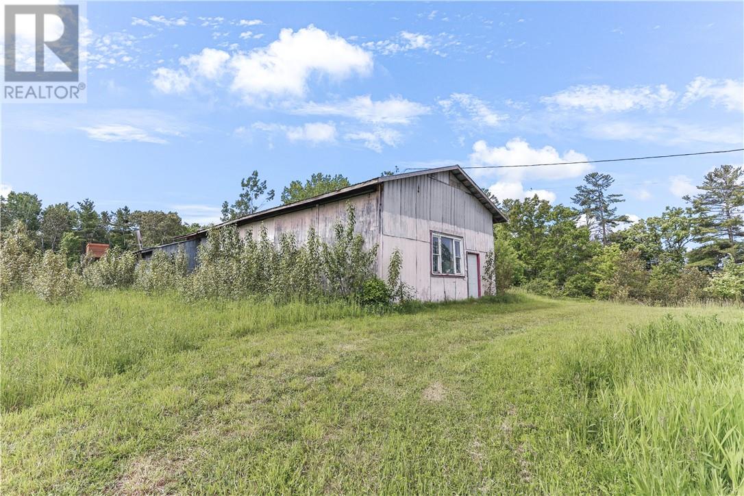 5751 Bidwell, Little Current, Ontario  P0P 1K0 - Photo 5 - 2122953