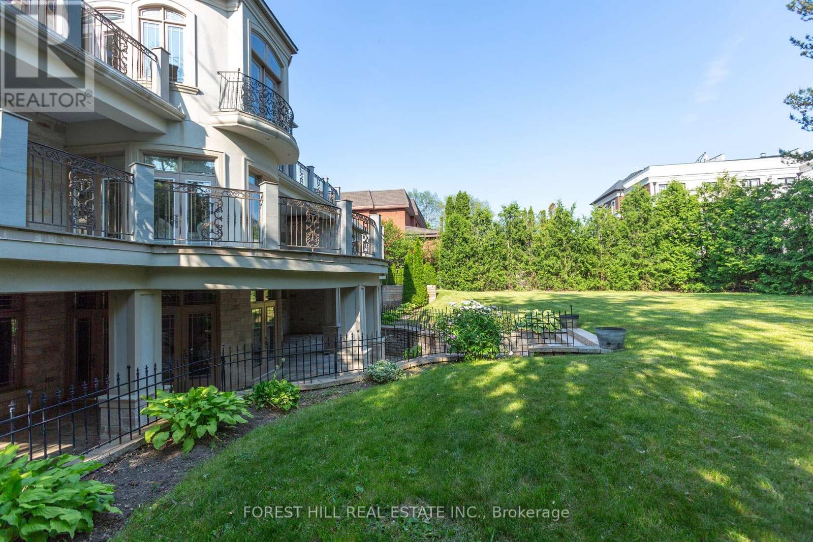 4 Fifeshire Road, Toronto (St. Andrew-Windfields), Ontario  M2L 2G5 - Photo 41 - C11980316