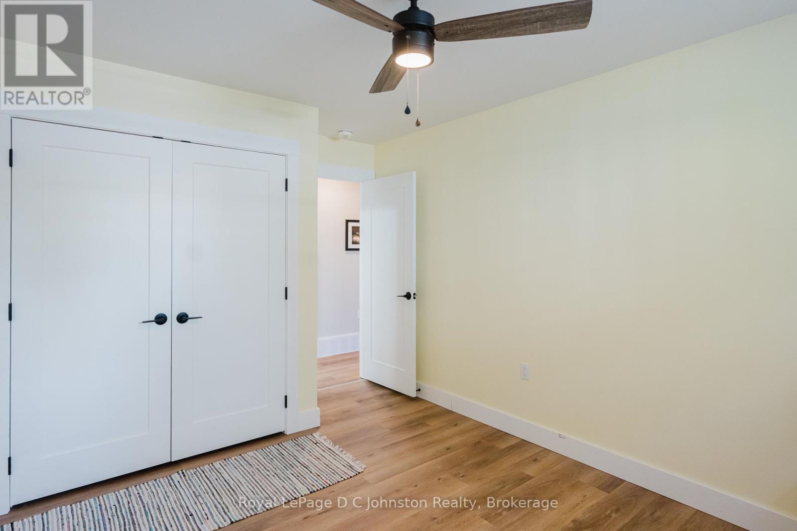 12 Hemlock Street, Saugeen Shores, Ontario N0H 2L0 - Photo 45 - X12117144