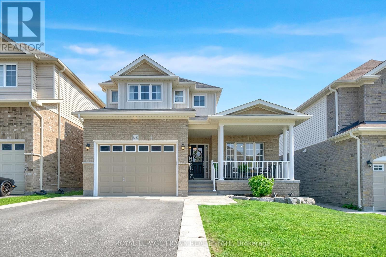 Property at 1540 DUNEDIN CRESCENT image 1