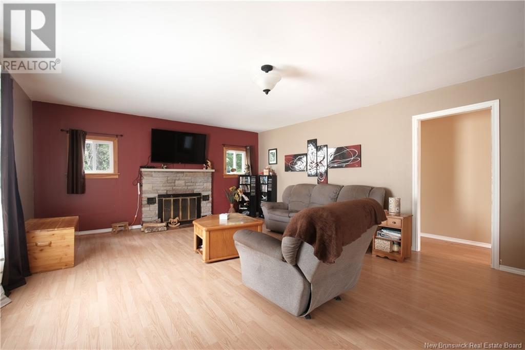 825 Sanatorium Road, The Glades, New Brunswick  E4J 1W6 - Photo 5 - NB120805