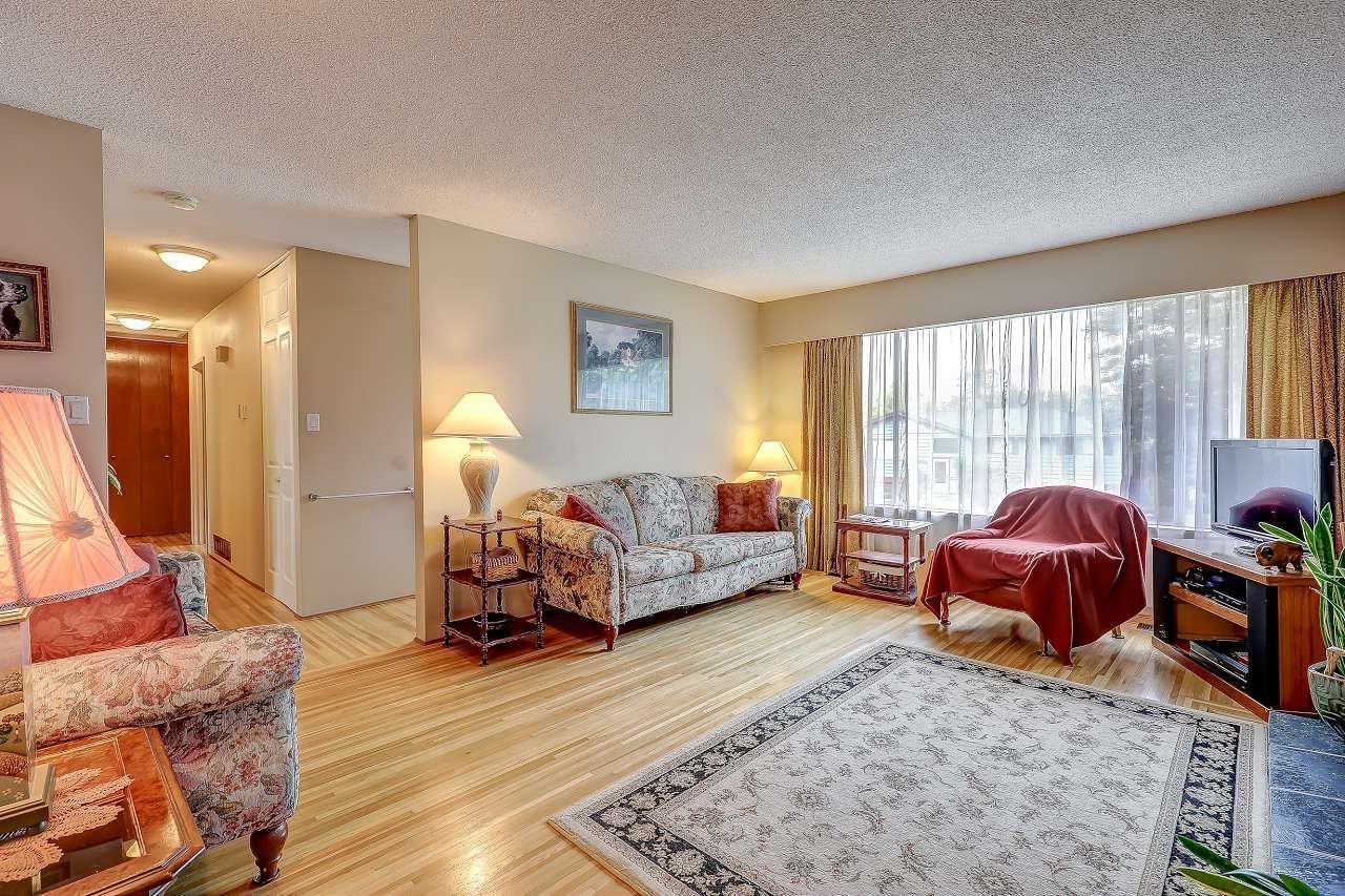 Property at 15138 ROBIN CRESCENT image 5