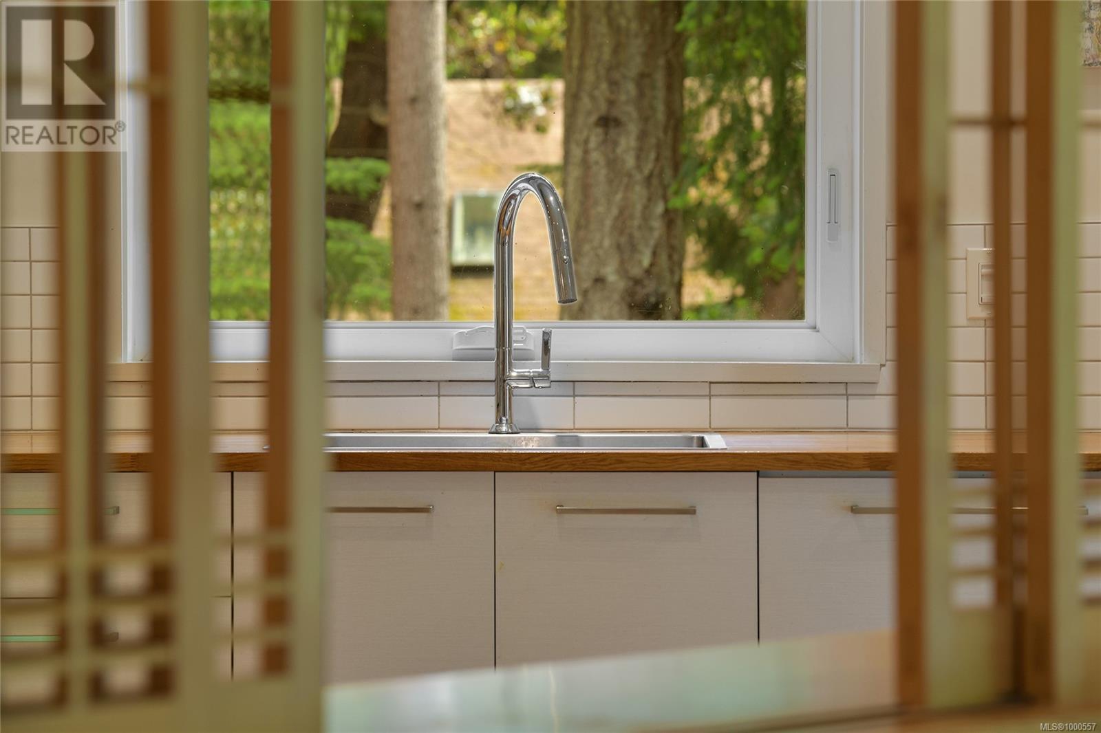 297 Wood Dale Dr, Mayne Island, British Columbia  V0N 2J2 - Photo 82 - 1000557