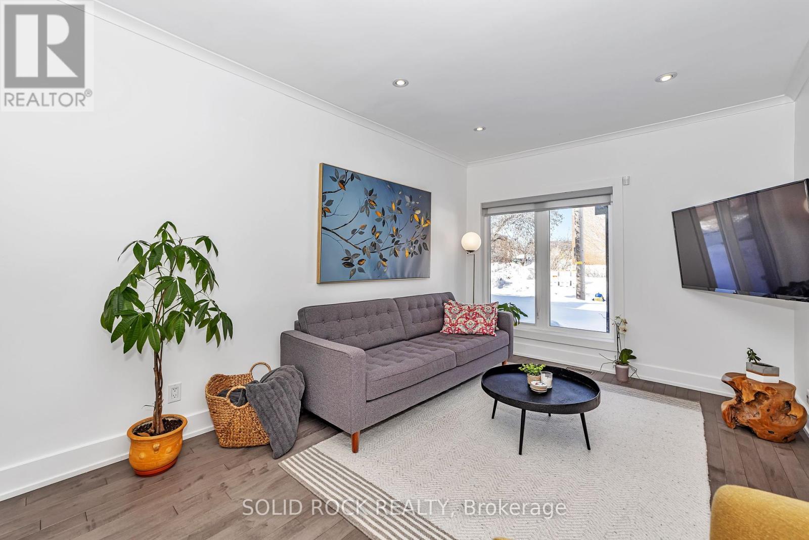 Property at 292 CURRELL AVENUE image 5