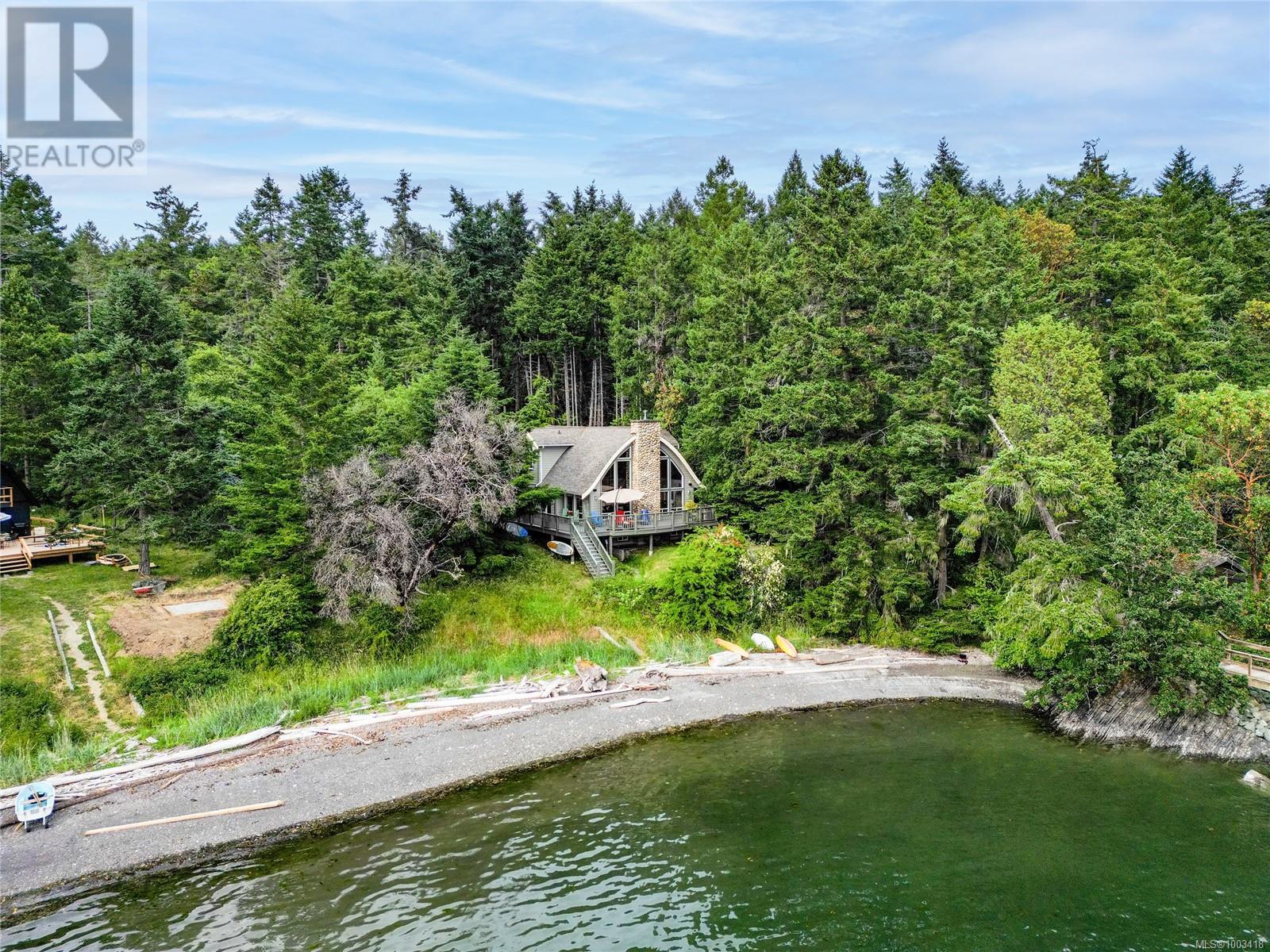 3 Mckenzie Cres, Piers Island, British Columbia