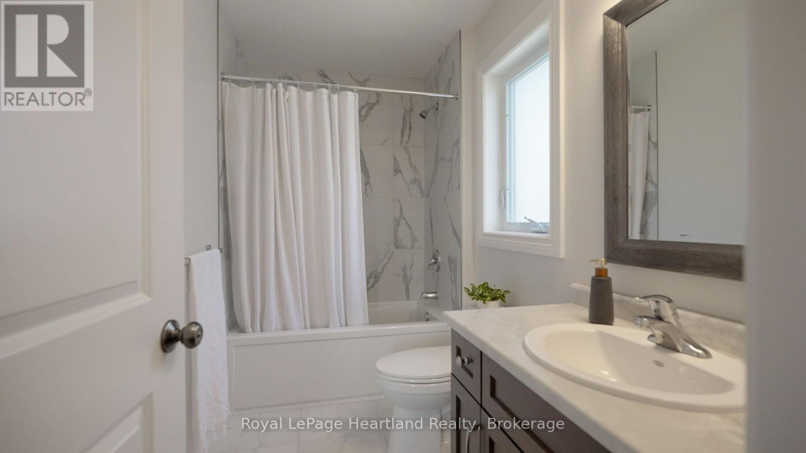 97 Forbes Crescent, North Perth, Ontario  N4W 0B4 - Photo 39 - X12219523