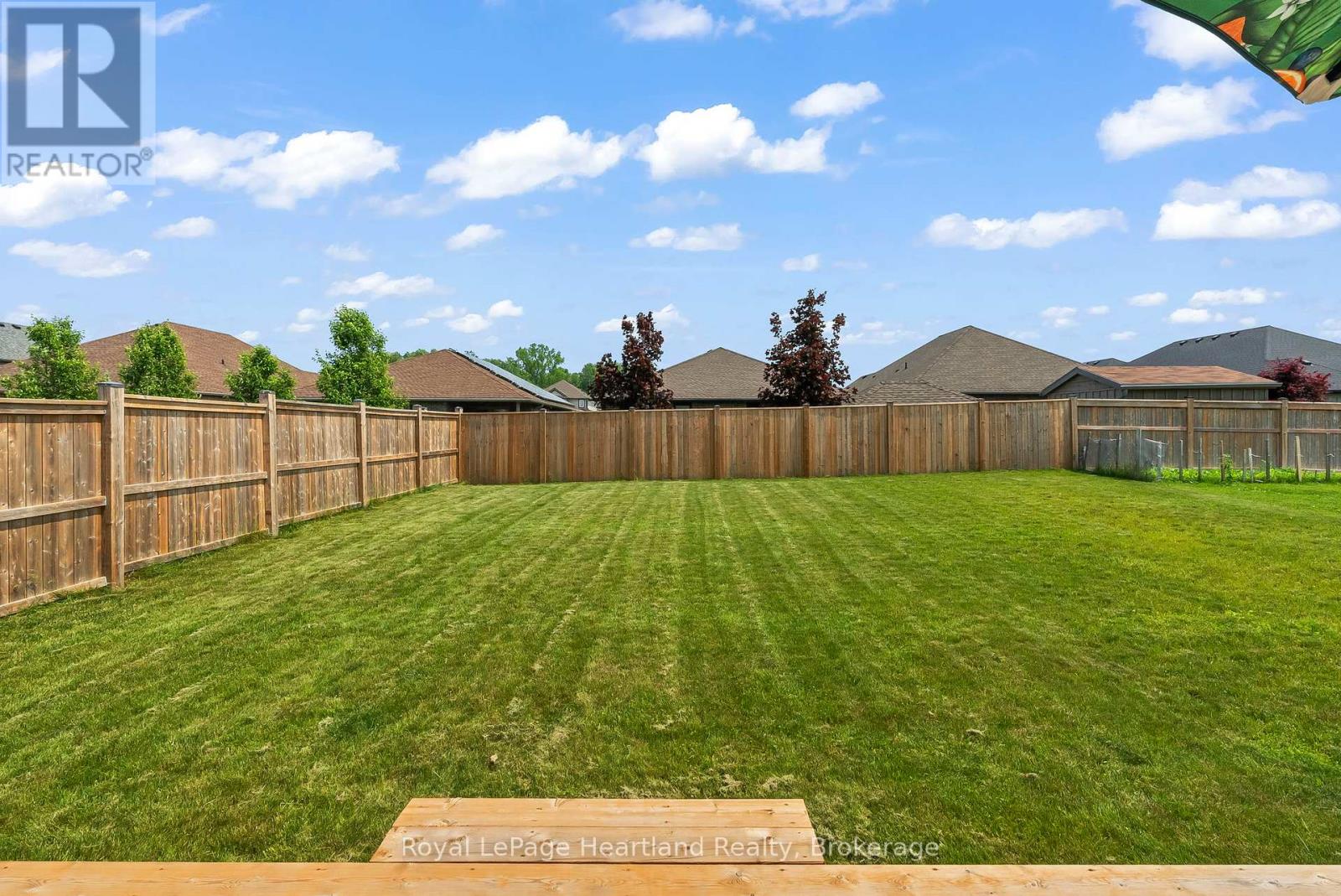 97 Forbes Crescent, North Perth, Ontario  N4W 0B4 - Photo 42 - X12219523