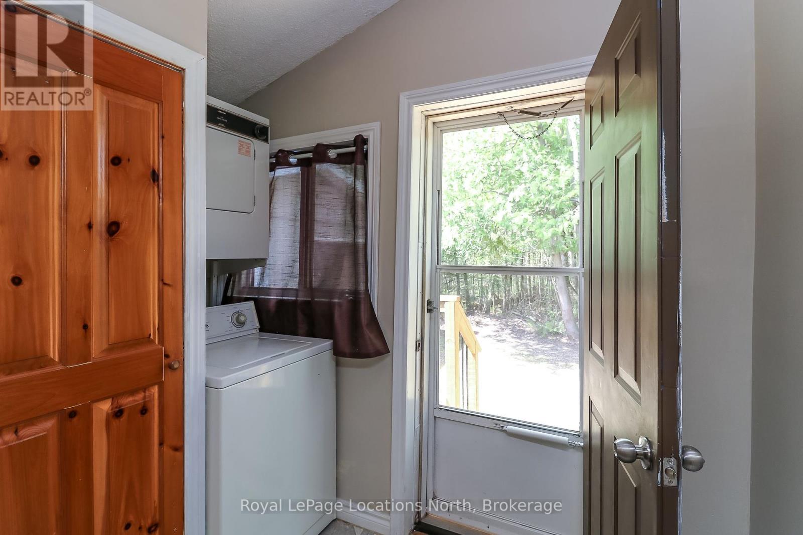 2198 Champlain Road, Tiny, Ontario  L9M 0C4 - Photo 20 - S12177997