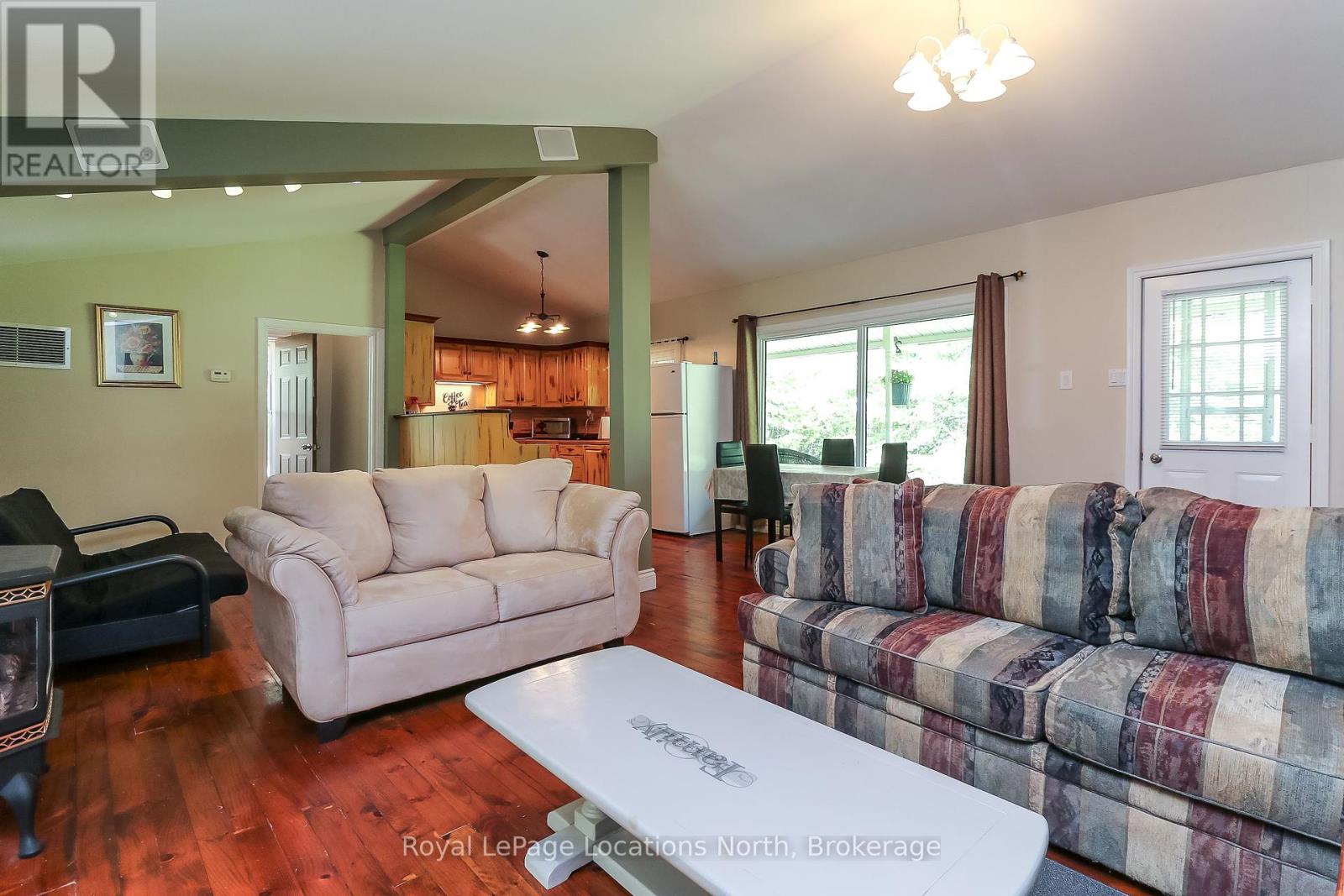 2198 Champlain Road, Tiny, Ontario  L9M 0C4 - Photo 14 - S12177997