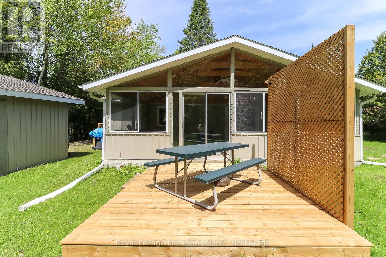 2198 Champlain Road, Tiny, Ontario  L9M 0C4 - Photo 33 - S12177997
