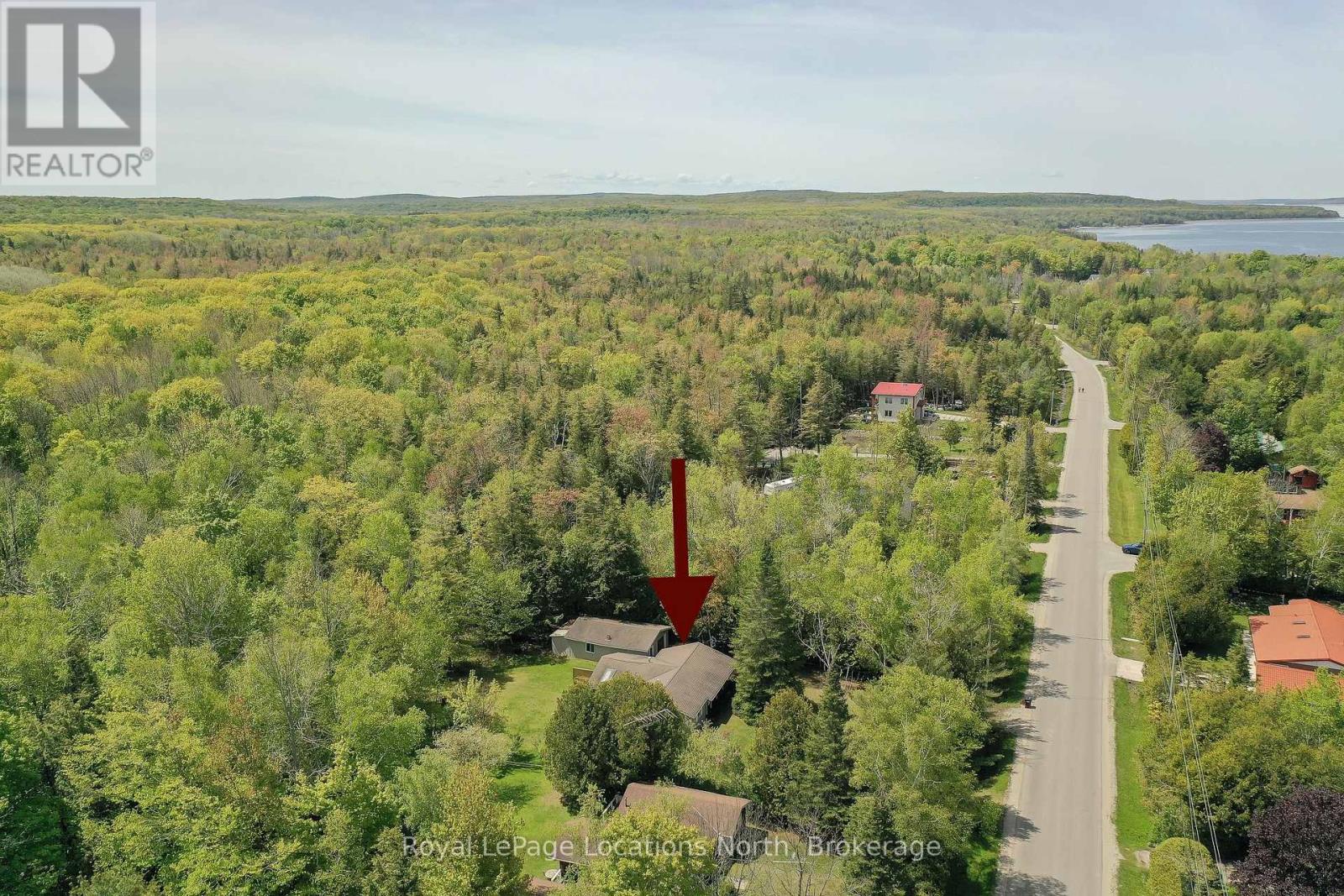 2198 Champlain Road, Tiny, Ontario  L9M 0C4 - Photo 37 - S12177997