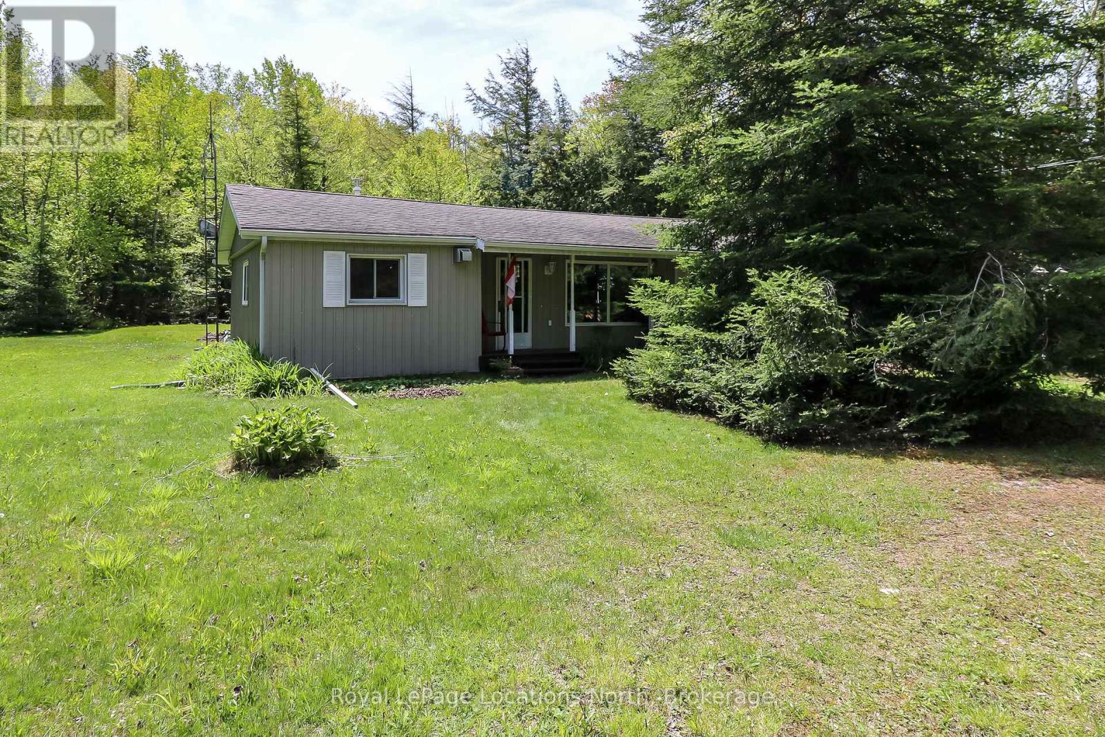 2198 Champlain Road, Tiny, Ontario  L9M 0C4 - Photo 31 - S12177997
