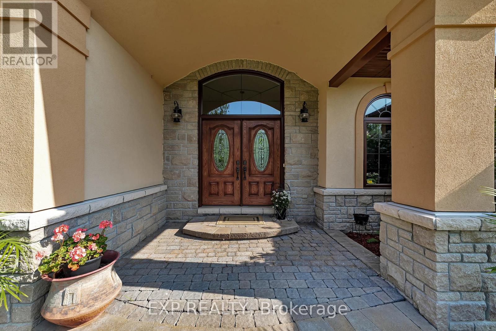 Property at 104 SENTINEL PINE WAY image 3