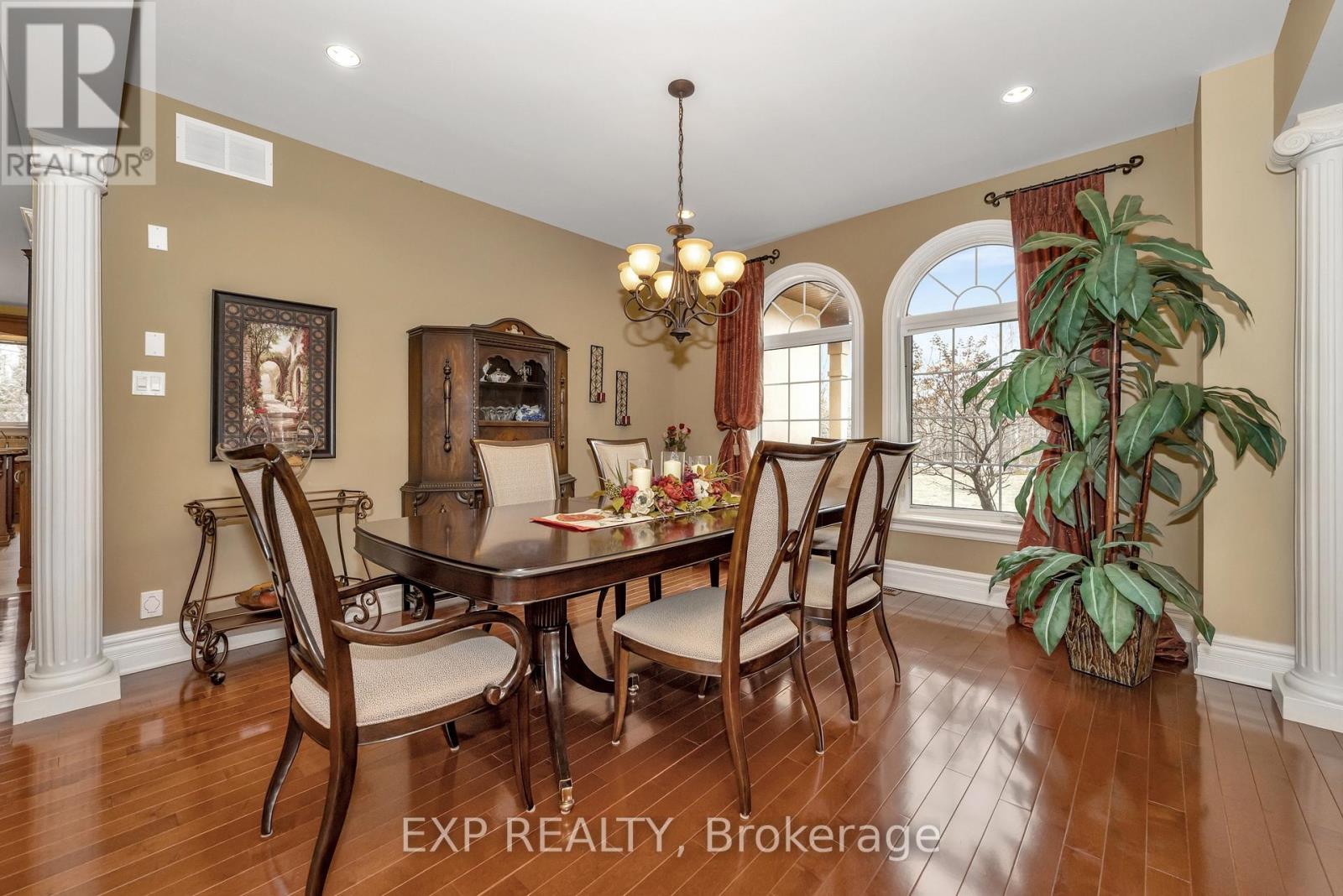Property at 104 SENTINEL PINE WAY image 5