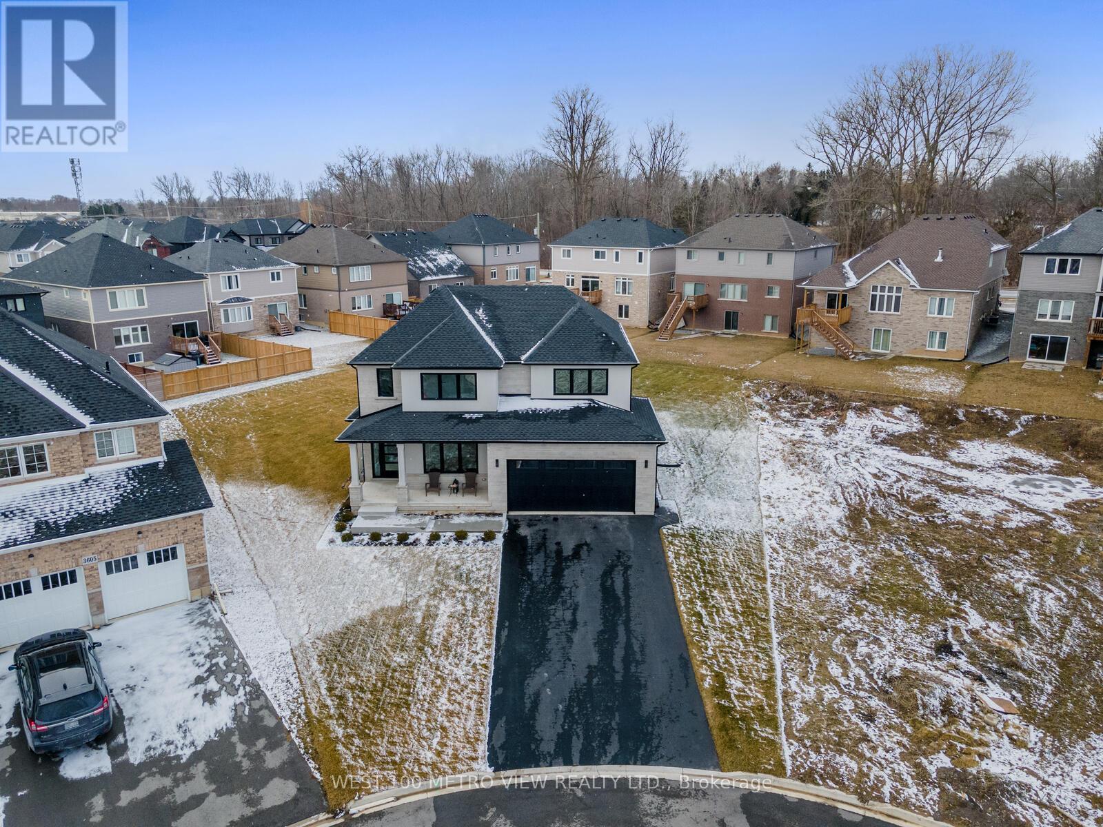 Property at 3607 CAROLINIA COURT image 2