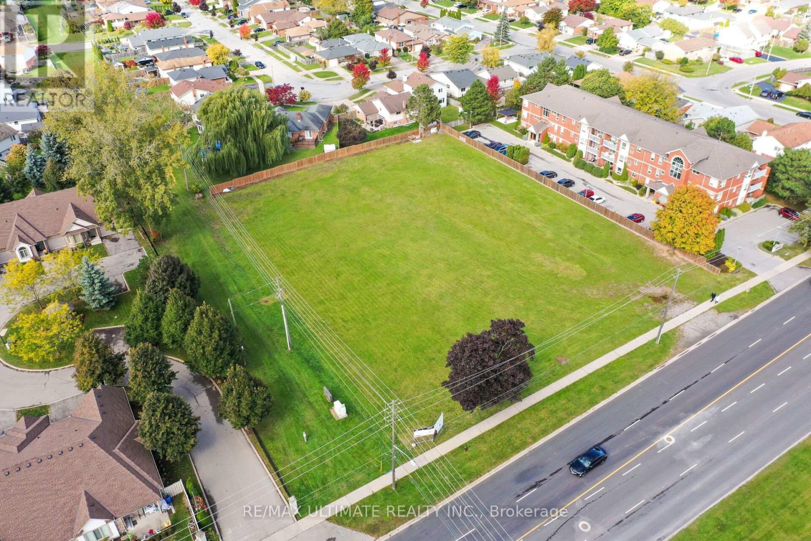 2 - 4257 Montrose Road, Niagara Falls (Ascot), Ontario  L2H 1K1 - Photo 1 - X12223954