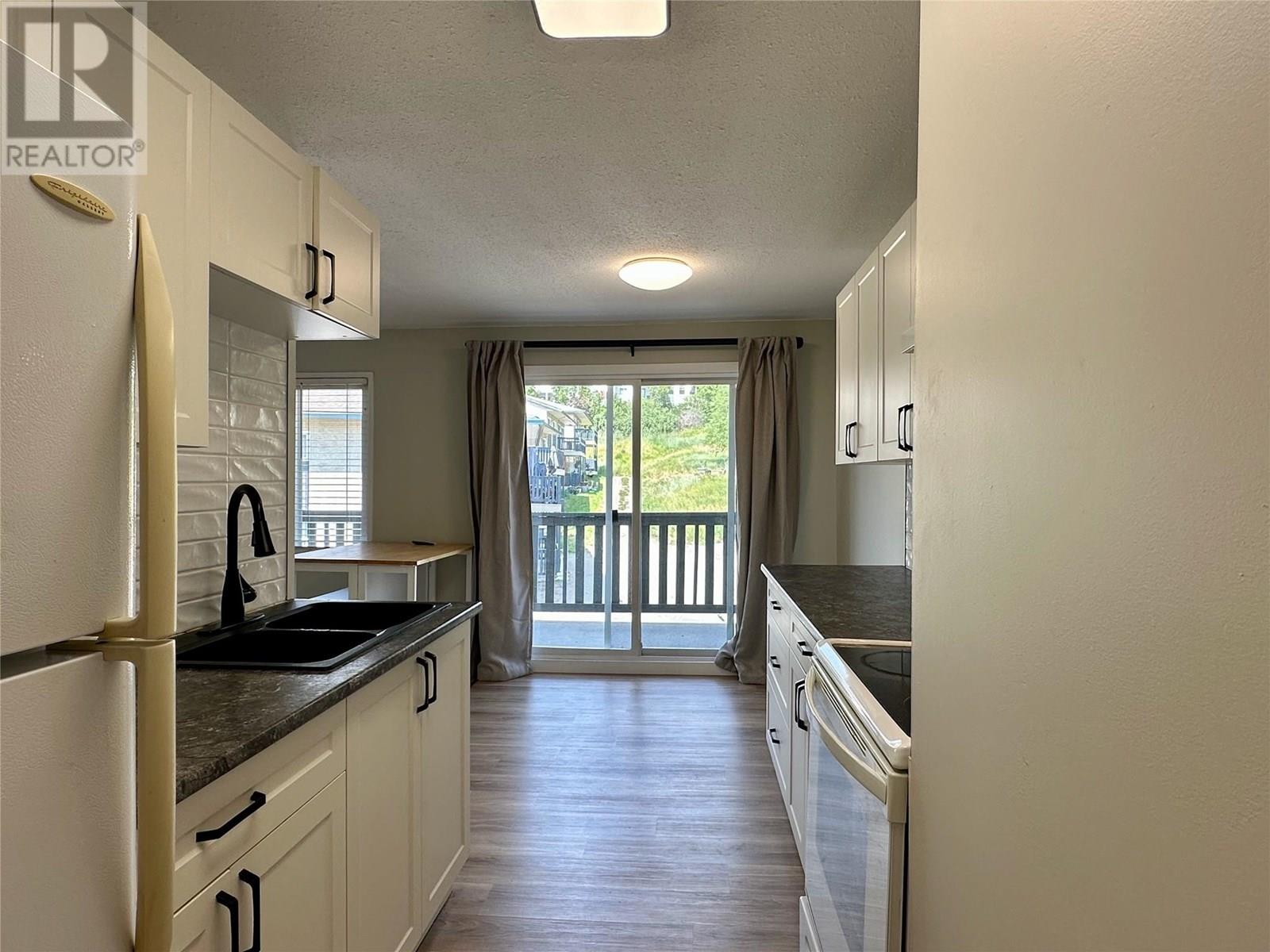 Property at 3505 38 Street Unit# 215 image 4