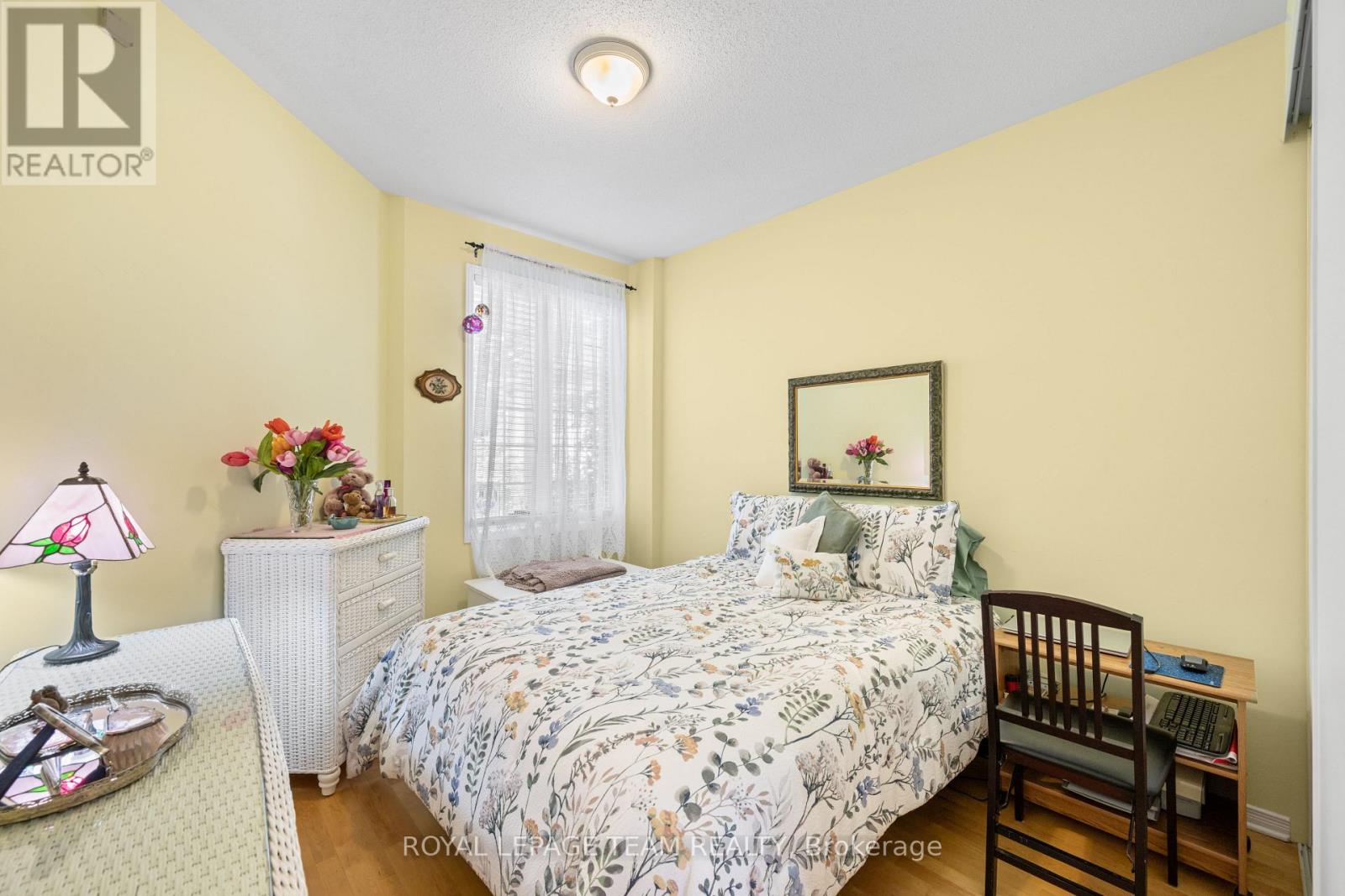 25 Trump Avenue, Ottawa, Ontario  K2C 4A7 - Photo 24 - X12224132