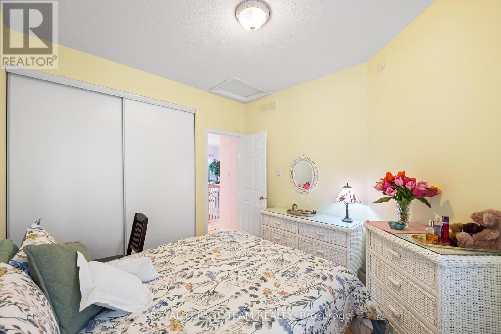 25 Trump Avenue, Ottawa, Ontario  K2C 4A7 - Photo 25 - X12224132