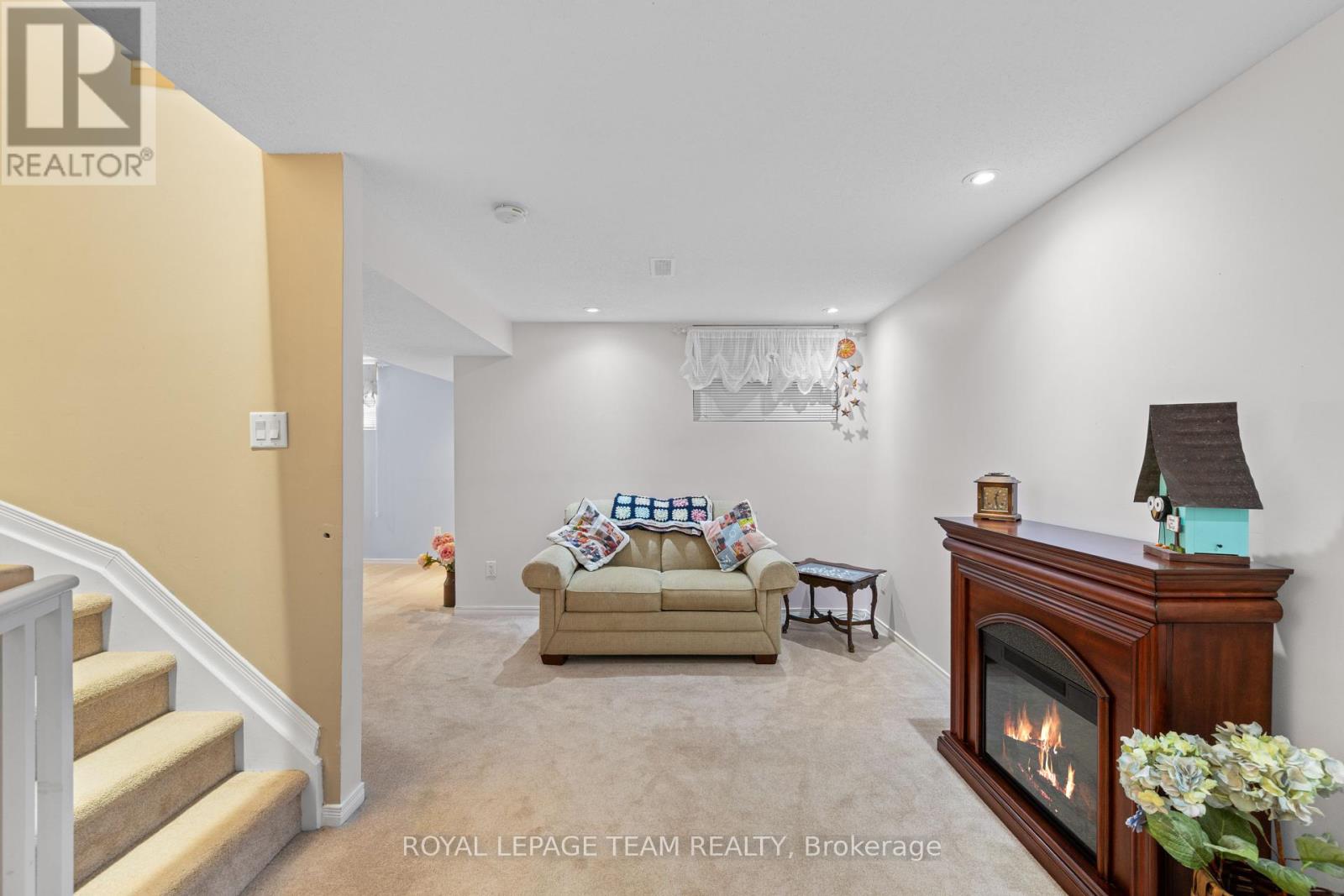 25 Trump Avenue, Ottawa, Ontario  K2C 4A7 - Photo 33 - X12224132
