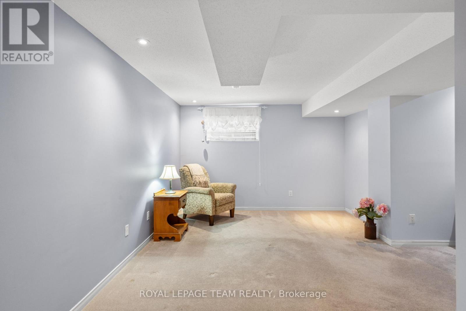 25 Trump Avenue, Ottawa, Ontario  K2C 4A7 - Photo 34 - X12224132
