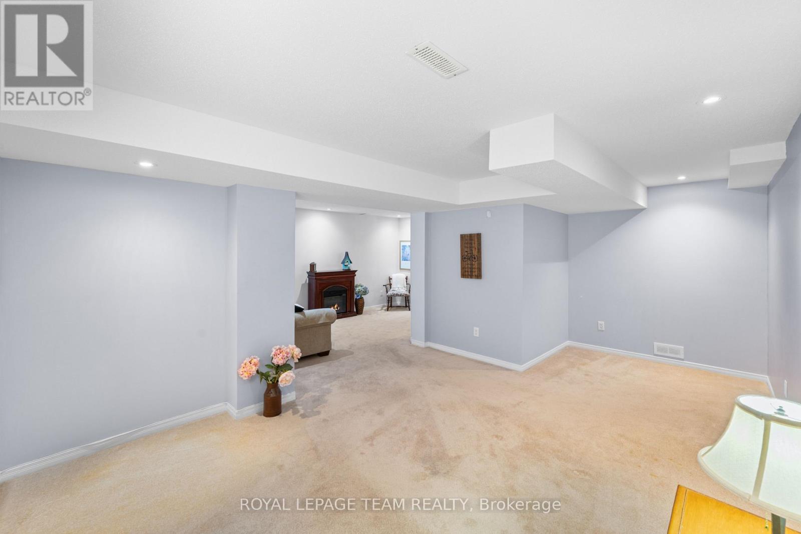 25 Trump Avenue, Ottawa, Ontario  K2C 4A7 - Photo 35 - X12224132