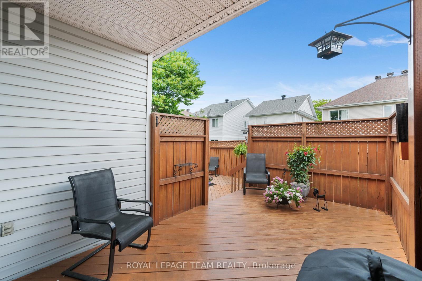 25 Trump Avenue, Ottawa, Ontario  K2C 4A7 - Photo 40 - X12224132