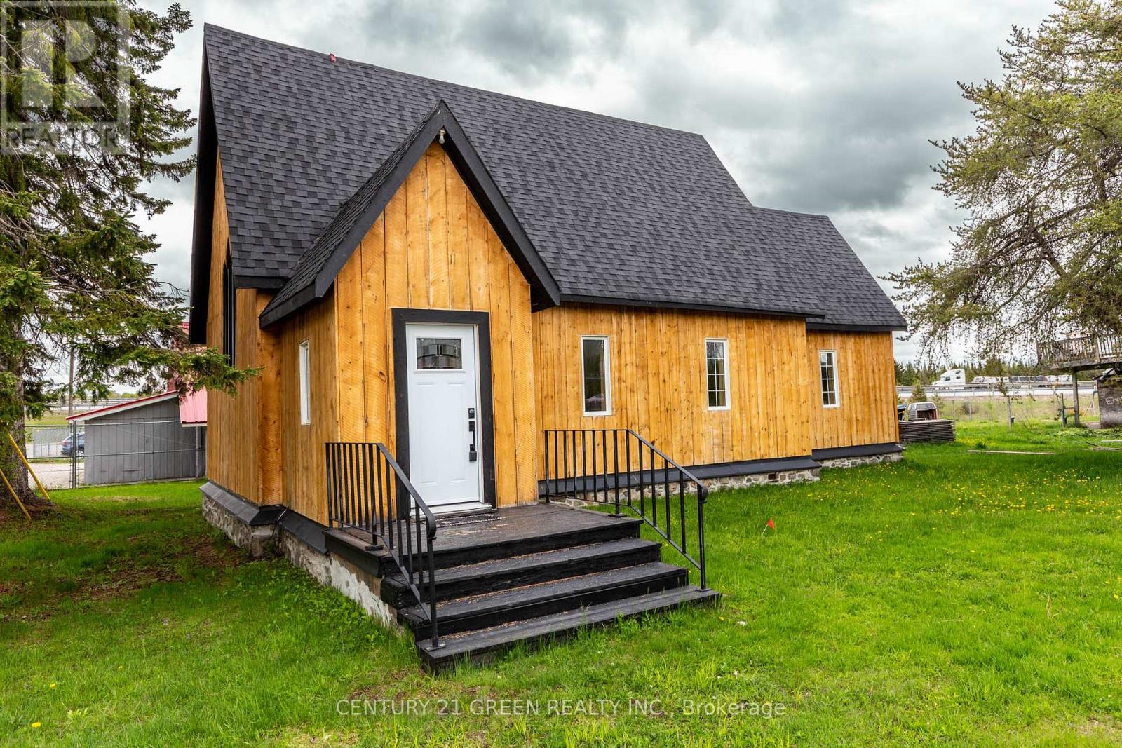 2 JESSIE STREET, Perry, Ontario