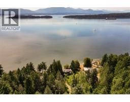 114 Arbutus Rd Salt Spring, Salt Spring, Ca