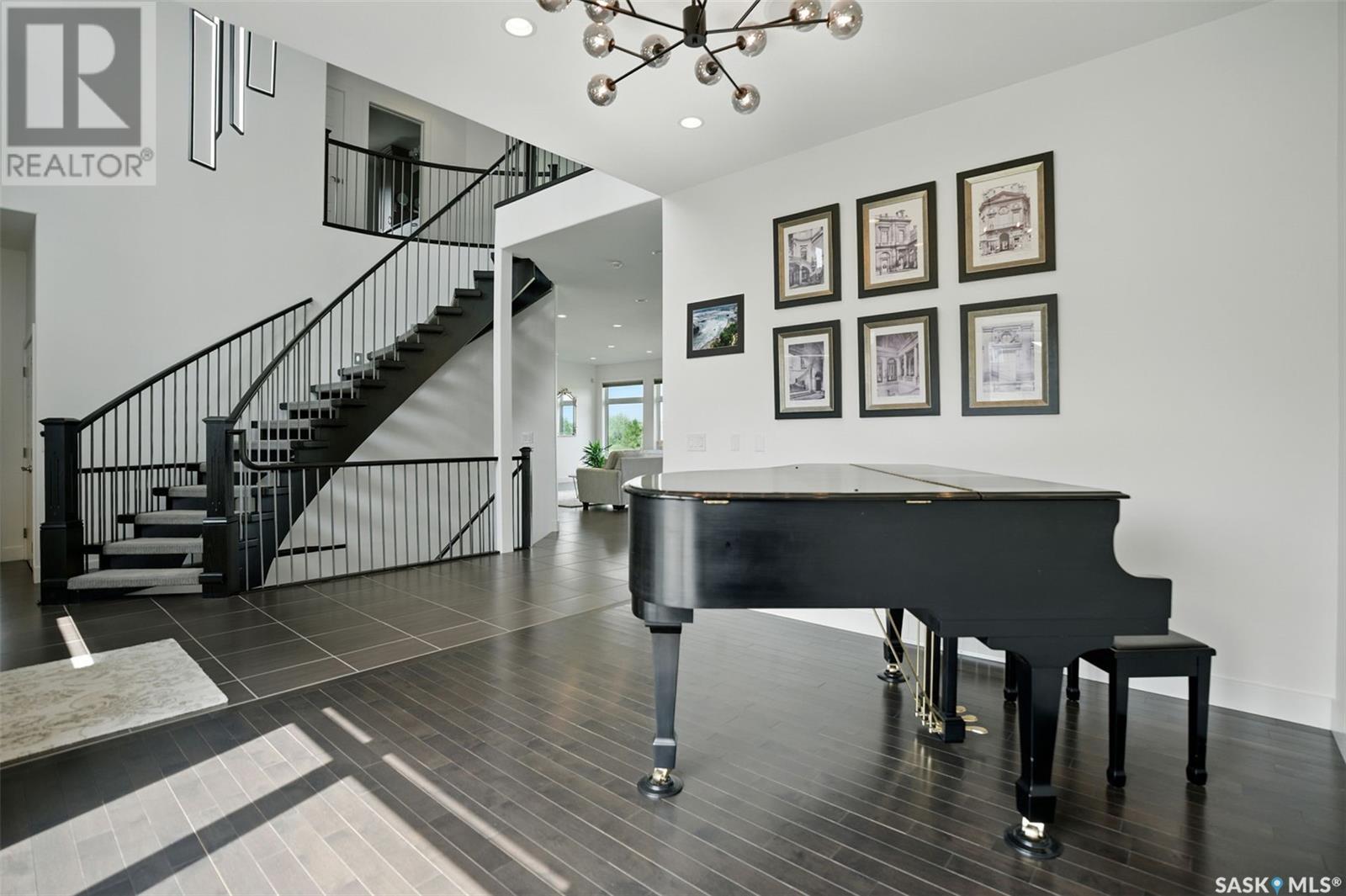 739 Beechdale Way, Saskatoon, Saskatchewan  S7V 0A5 - Photo 8 - SK009532