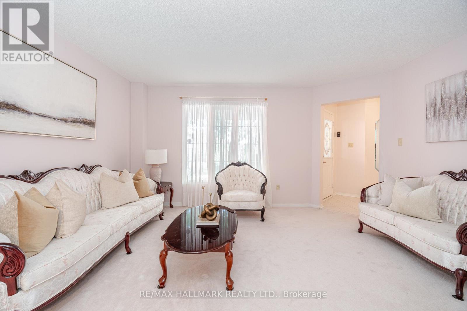 Property at 10 ILES STREET image 5