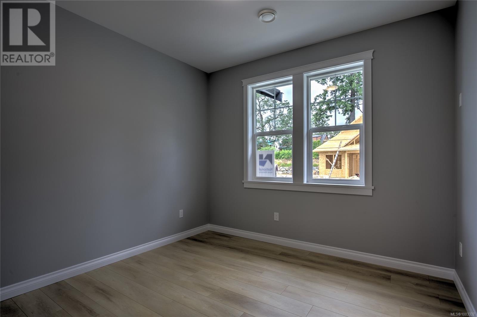 Property at 2036 Oakhill Pl image 2