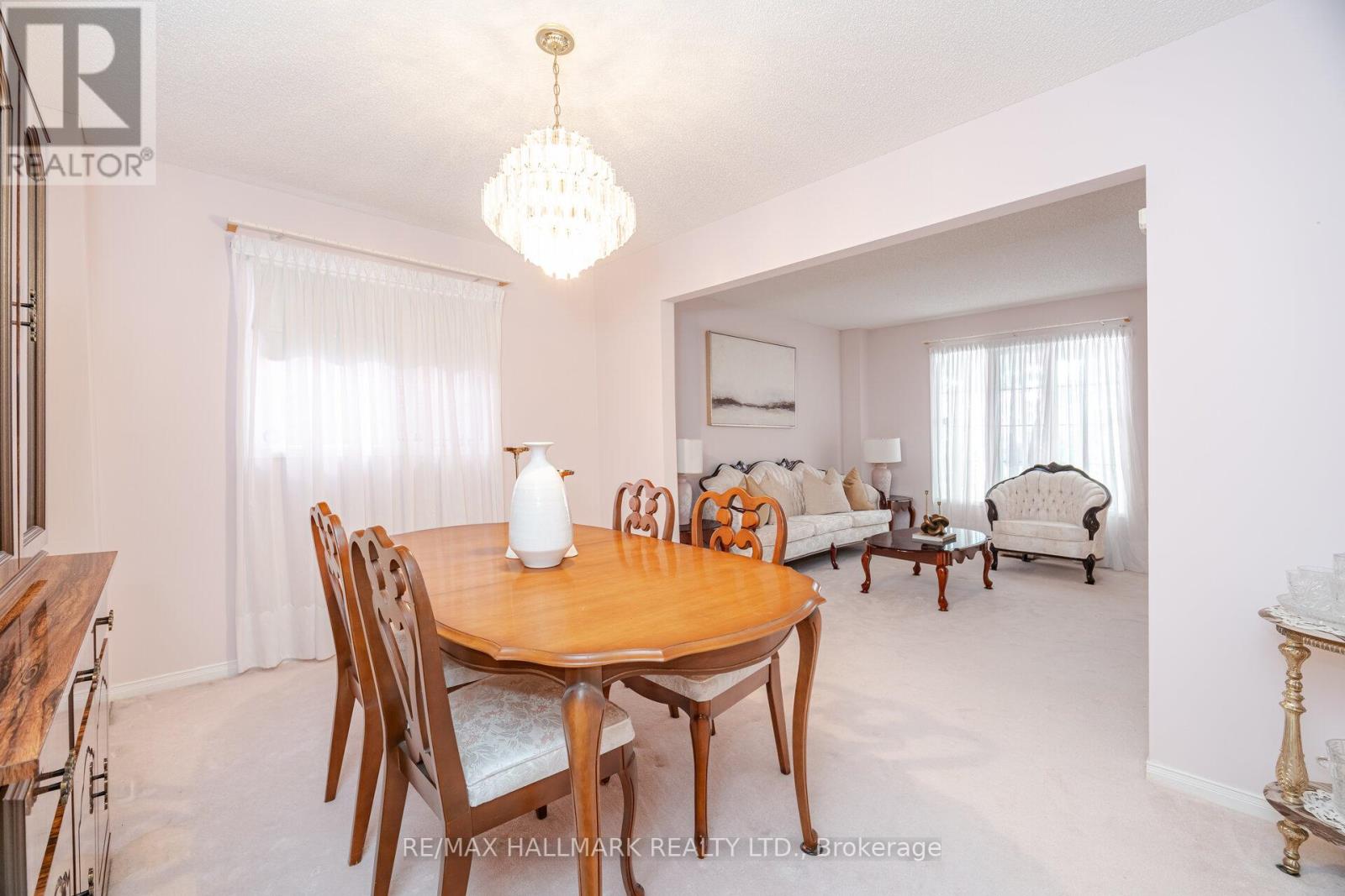 Property at 10 ILES STREET image 4