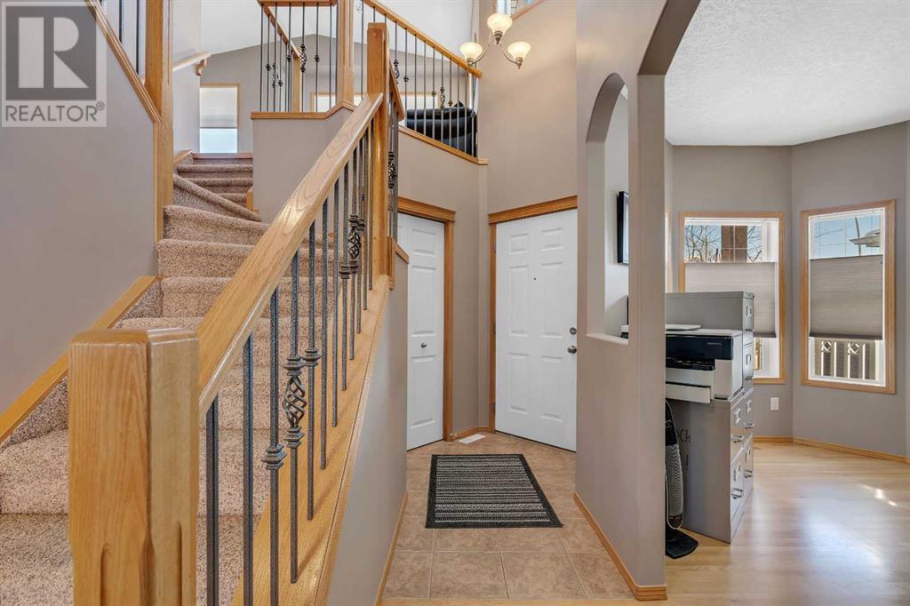 Property at 226 Royal Abbey Court NW image 5