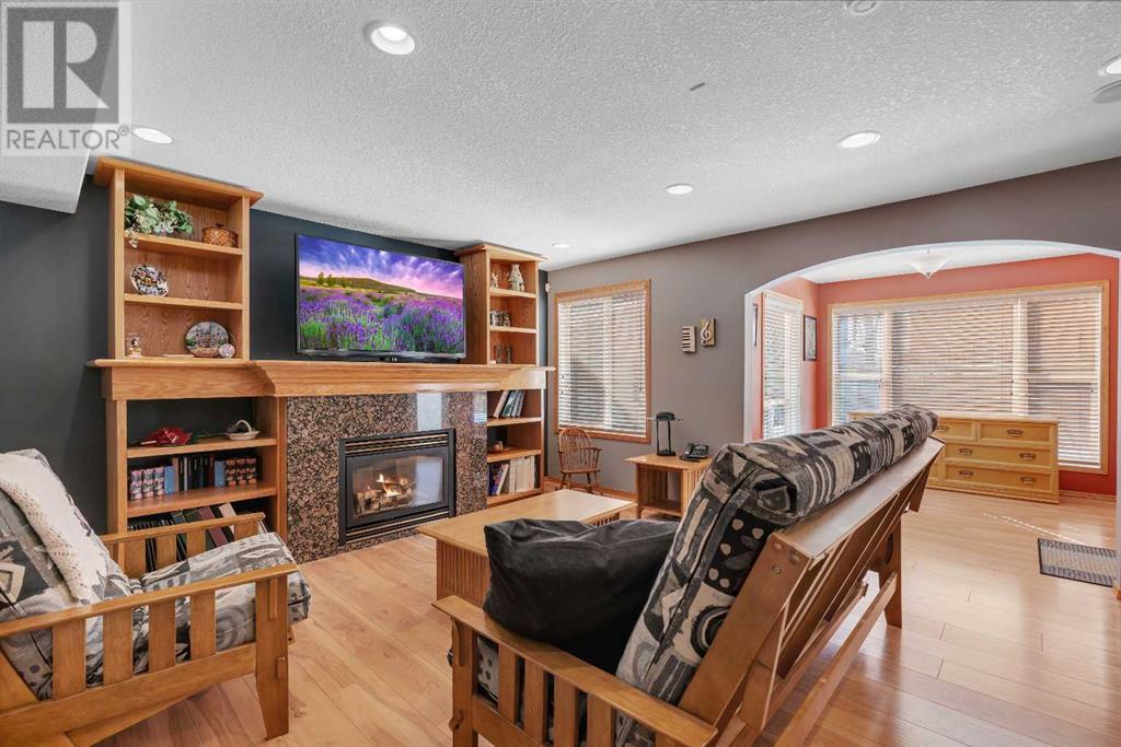Property at 226 Royal Abbey Court NW image 3