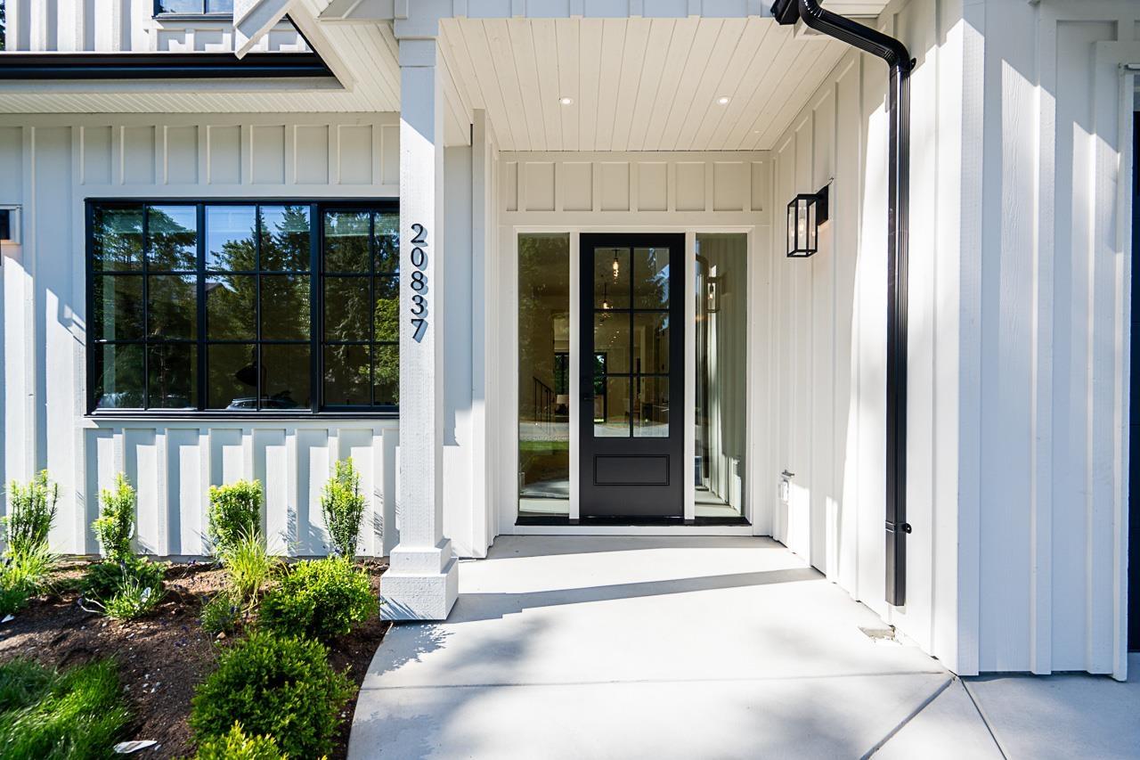 Property at 20837 45A AVENUE image 3