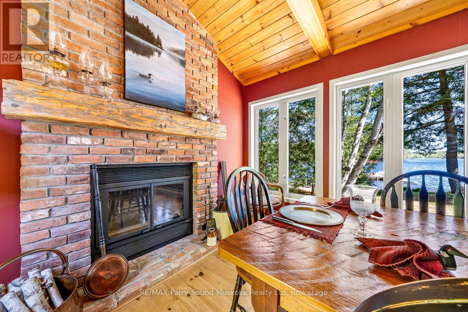 3 Maureen Drive, Seguin, Ontario  P2A 2W8 - Photo 35 - X12168063